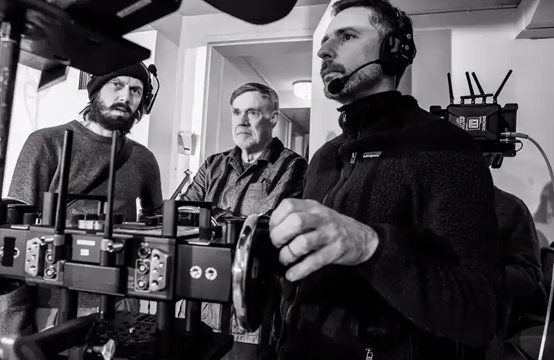 Gus Van Sant on the set of Dead Mans Wire